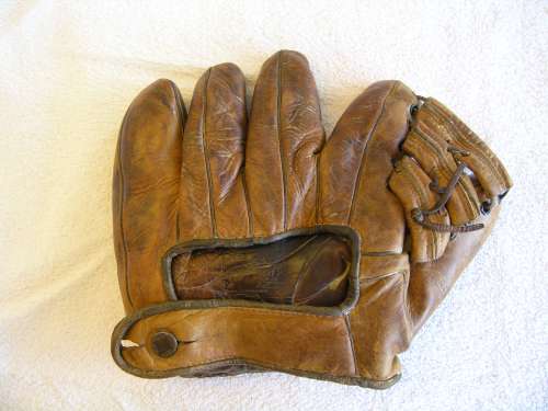 Don Gutteridge JC Higgins 1621 2 Back